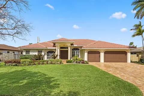 3511 NE 27th Ave, Lighthouse Point, FL 33064