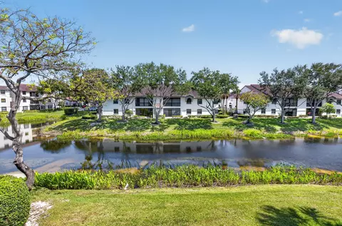 5153 Floria Dr #M, Boynton Beach, FL 33437