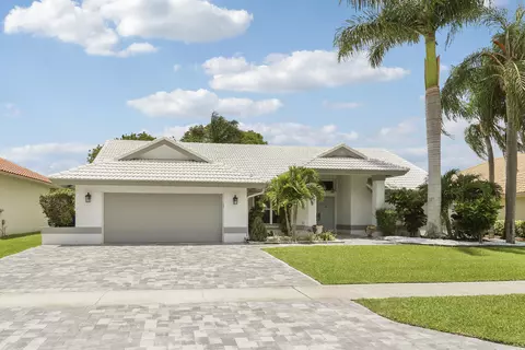 7160 Brickyard Cir, Lake Worth, FL 33467