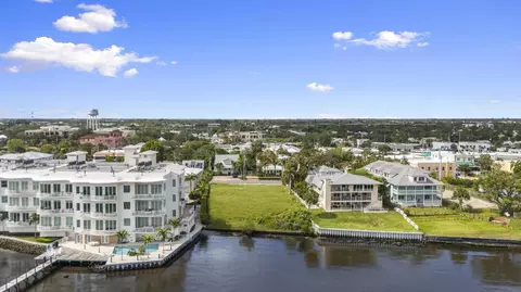 39 SE Seminole St, Stuart, FL 34994 photo 9