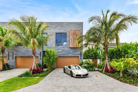 917 NE 8th Ave, Delray Beach, FL 33483