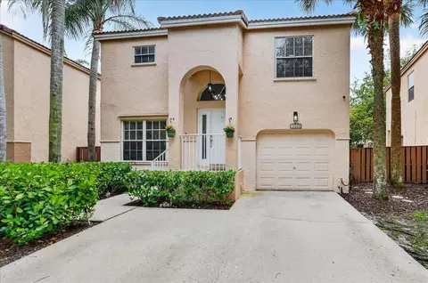 10870 NW 12th Dr, Plantation, FL 33322