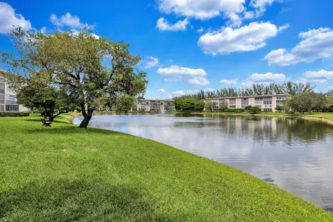 1902 Bermuda Cir #L2, Coconut Creek, FL 33066