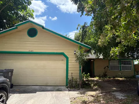 5143 El Claro Cir, West Palm Beach, FL 33415