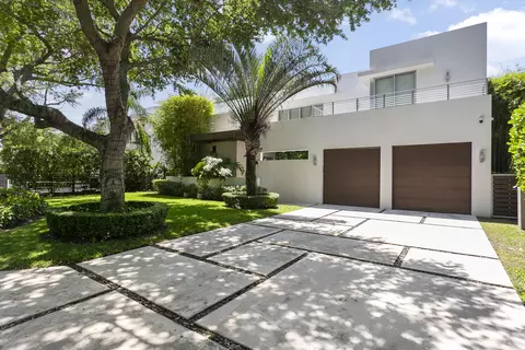 7700 SW 53rd Ct, Miami, FL 33143