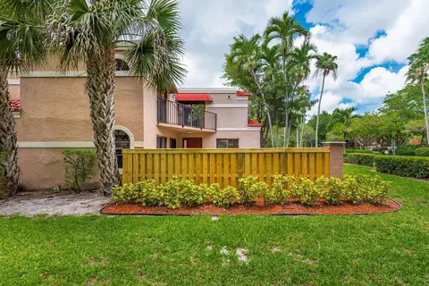 8050 Severn Dr #C, Boca Raton, FL 33433