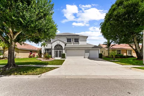 5705 Descartes Cir, Boynton Beach, FL 33472