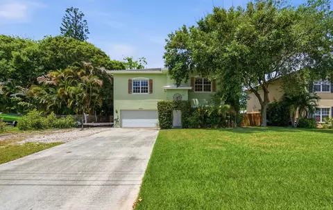 2750 SW Cornell Ave, Palm City, FL 34990