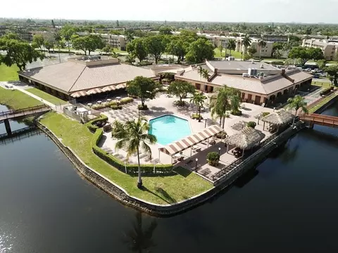 2881 N Pine Island Rd, Sunrise, FL 33322