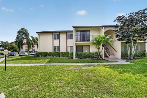4991 Sable Pine Cir #C2, West Palm Beach, FL 33417