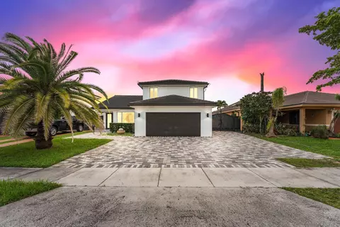 15015 NW 88th Ct, Miami Lakes, FL 33018