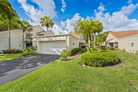 65 Balfour Rd E, Palm Beach Gardens, FL 33418