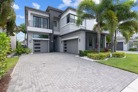 9029 Dulcetto Ct, Boca Raton, FL 33496