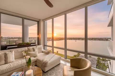 1 Water Club Way #1602, North Palm Beach, FL 33408