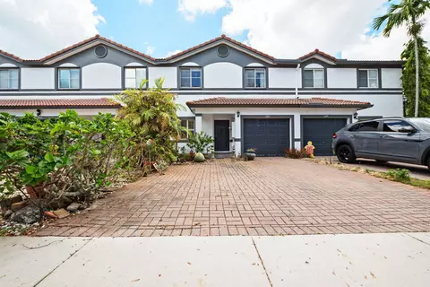 2481 NW 98th Ln, Sunrise, FL 33322