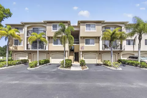 800 S Crestwood Ct S #809, Royal Palm Beach, FL 33411