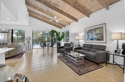 19592 Planters Point Dr, Boca Raton, FL 33434