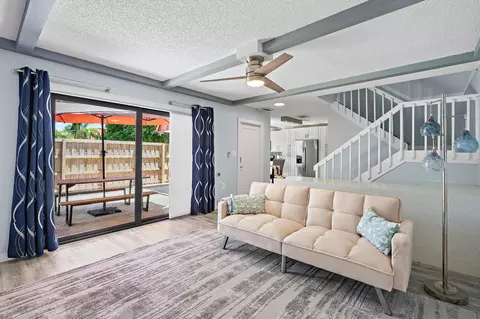 3331 S Meridian Way S #A, Palm Beach Gardens, FL 33410