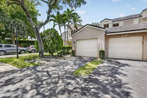 9883 NW 1st Ct, Plantation, FL 33324