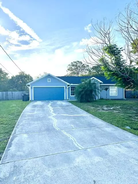 1497 SW Gastador Ave, Port Saint Lucie, FL 34953