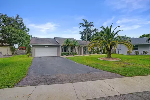 10141 SW 49th Ct, Cooper City, FL 33328