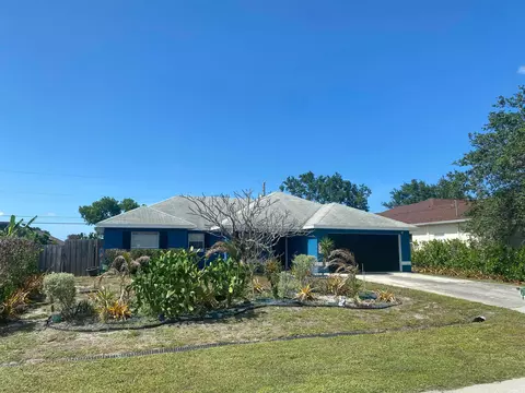 701 SW Sarazen Ave, Port Saint Lucie, FL 34953