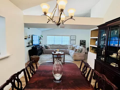 Dining - 5157 Magellan Way E, Delray Beach, FL 33484 photo 4 of 5