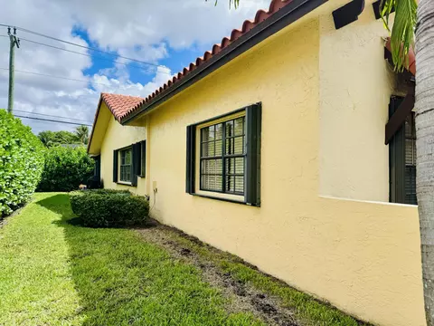 Exterior - 5157 Magellan Way E, Delray Beach, FL 33484 photo 4 of 19