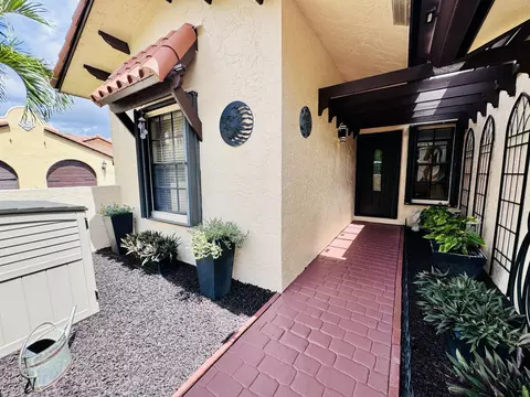 Exterior - 5157 Magellan Way E, Delray Beach, FL 33484 photo 5 of 19