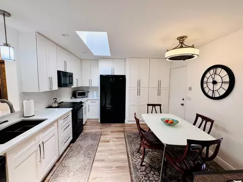 Kitchen - 5157 Magellan Way E, Delray Beach, FL 33484 photo 2 of 4