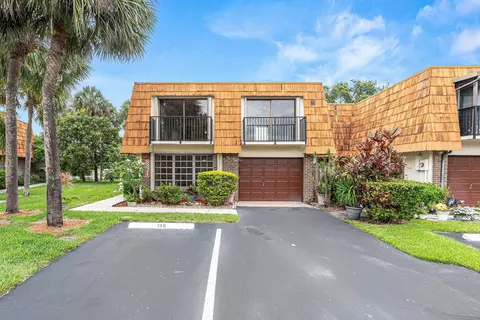 8321 S Coral Cir, North Lauderdale, FL 33068