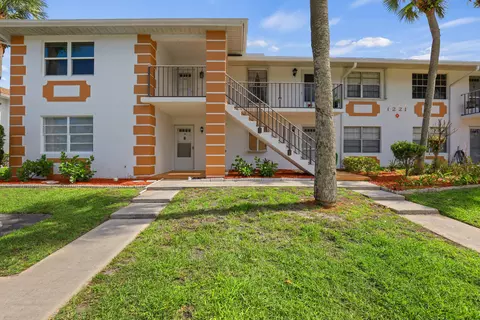 1221 S Lakes End Dr #A 1, Fort Pierce, FL 34982