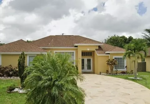 485 SW Dagget Ave, Port Saint Lucie, FL 34953