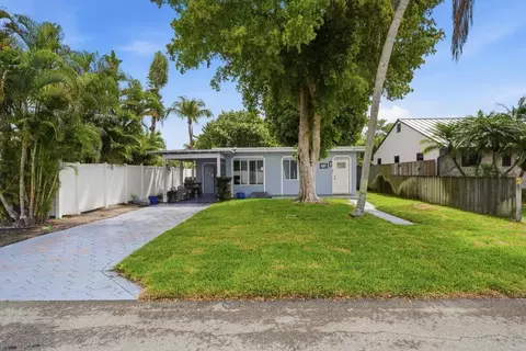712 NE 10th Ave, Pompano Beach, FL 33060