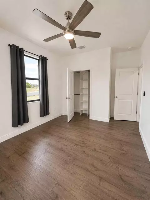 Bedroom - 1224 Jupiter Lp, Labelle, FL 33935 photo 2 of 2