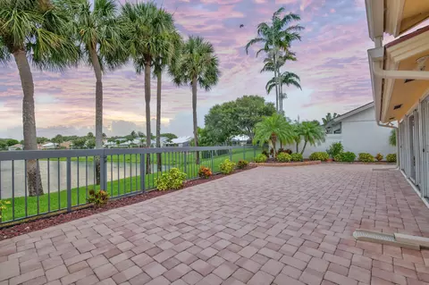 Exterior - 114 Beach Summit Ct, Jupiter, FL 33477 photo 13 of 15