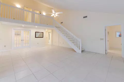 Living - 114 Beach Summit Ct, Jupiter, FL 33477 photo 3 of 5