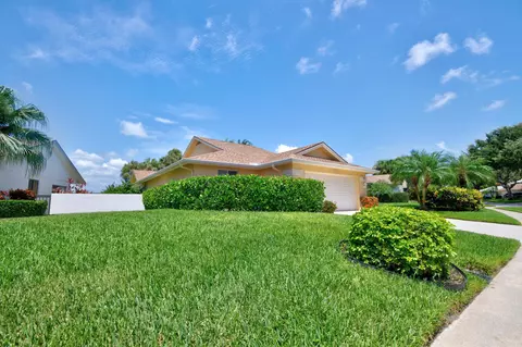 Exterior - 114 Beach Summit Ct, Jupiter, FL 33477 photo 1 of 15