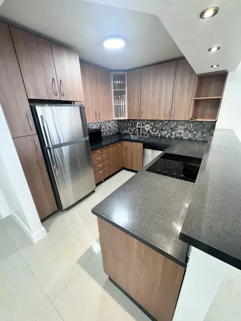600 Three Islands Blvd #1108, Hallandale Beach, FL 33009