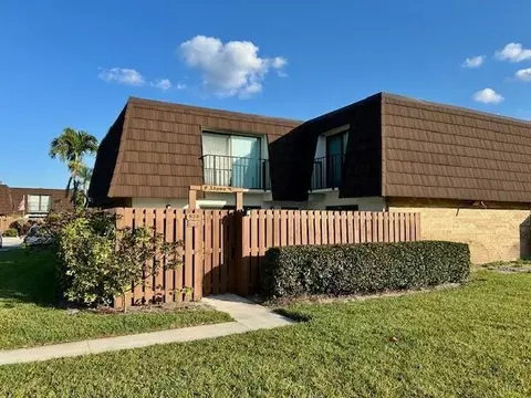 6166 SE Riverboat Dr #926, Stuart, FL 34997