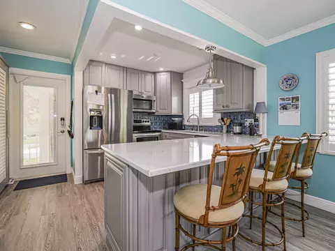 85 Crooked Tree Ln #207, Vero Beach, FL 32962