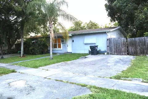 1920 N 65th Way, Hollywood, FL 33024