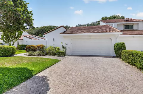 7374 Woodmont Ct, Boca Raton, FL 33434