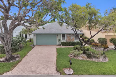 2395 NW 15th St, Delray Beach, FL 33445