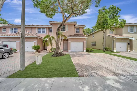 3970 NW 90th Way, Sunrise, FL 33351