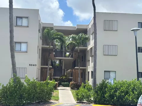 5340 Las Verdes Cir #222, Delray Beach, FL 33484