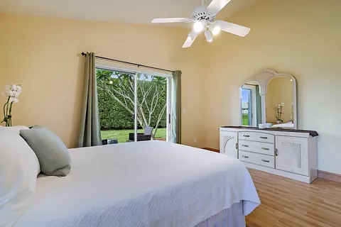 Bedroom - 124 Adobe Cir, Jupiter, FL 33458 photo 3 of 5