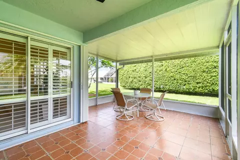 Exterior - 124 Adobe Cir, Jupiter, FL 33458 photo 4 of 17