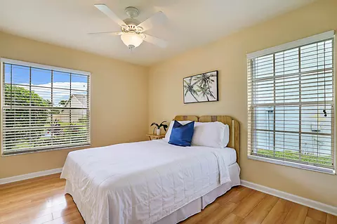 Bedroom - 124 Adobe Cir, Jupiter, FL 33458 photo 4 of 5