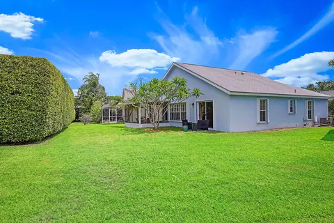 Exterior - 124 Adobe Cir, Jupiter, FL 33458 photo 16 of 17